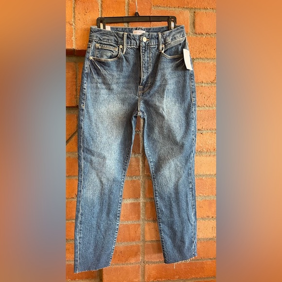 Good American Denim - Good American High Rise Straight Leg Jeans - Medium Wash Blue